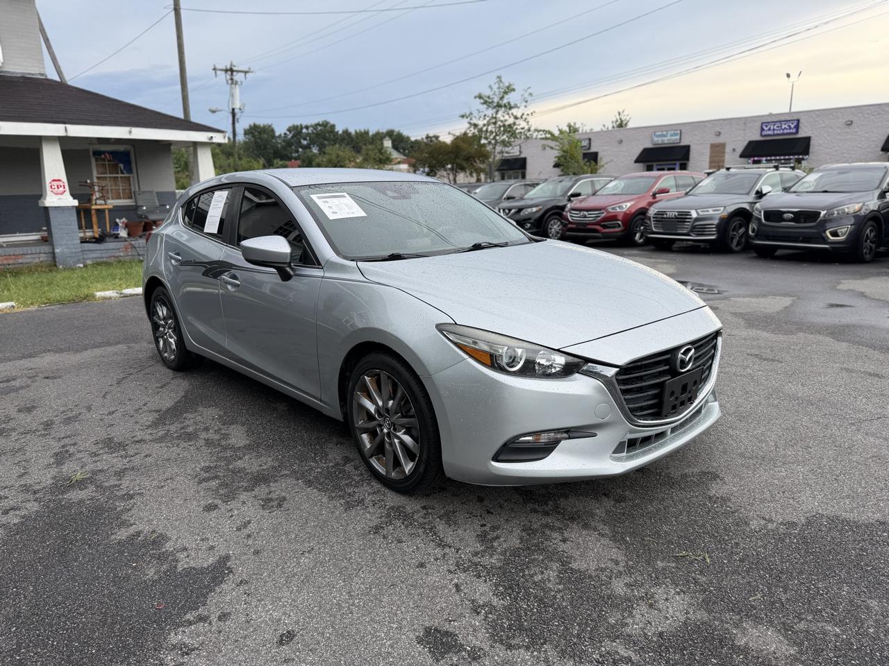 Mazda Mazda3 5-Door Touring Auto 2018