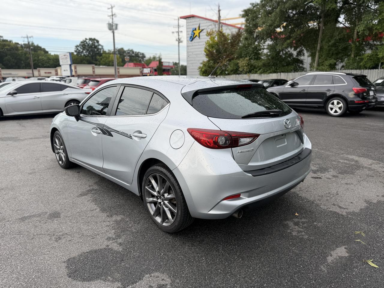 Mazda Mazda3 5-Door Touring Auto 2018