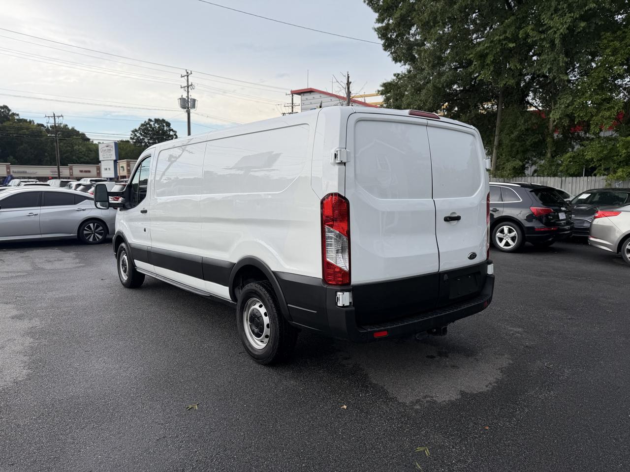 Ford Transit Cargo Van T-250 130" Low Rf 9070 GVWR RWD 2021