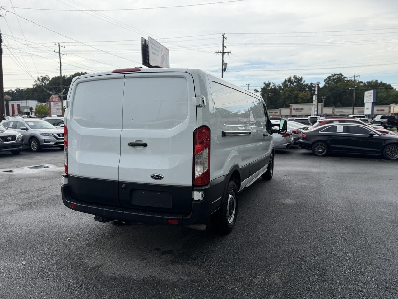 Ford Transit Cargo Van T-250 130" Low Rf 9070 GVWR RWD 2021