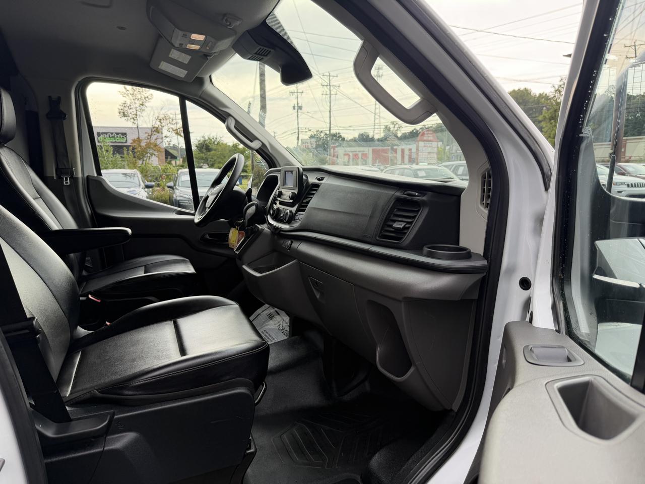 Ford Transit Cargo Van T-250 130" Low Rf 9070 GVWR RWD 2021