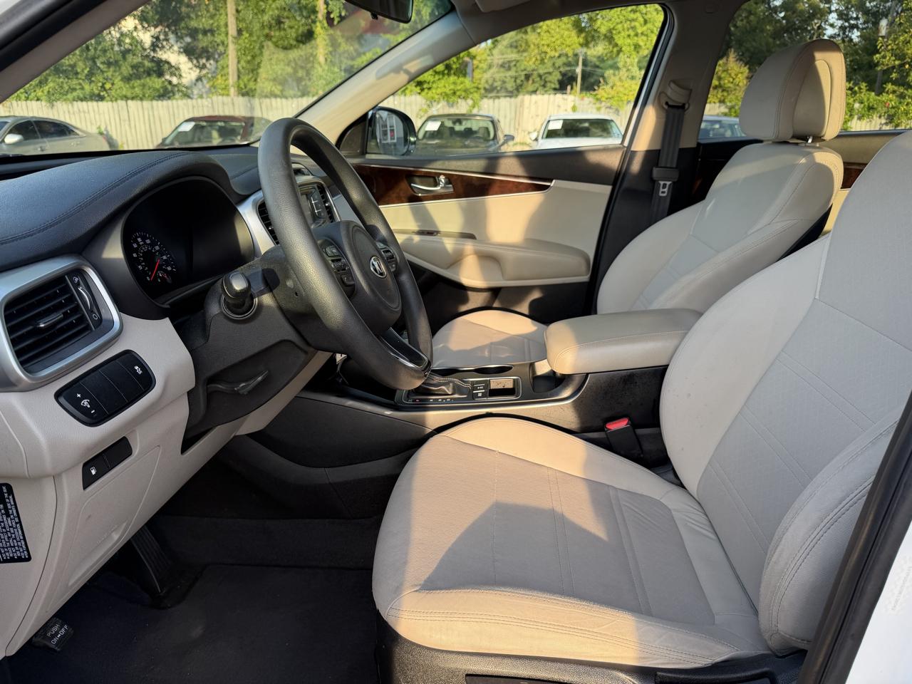 Kia Sorento AWD 4dr 3.3L LX 2016