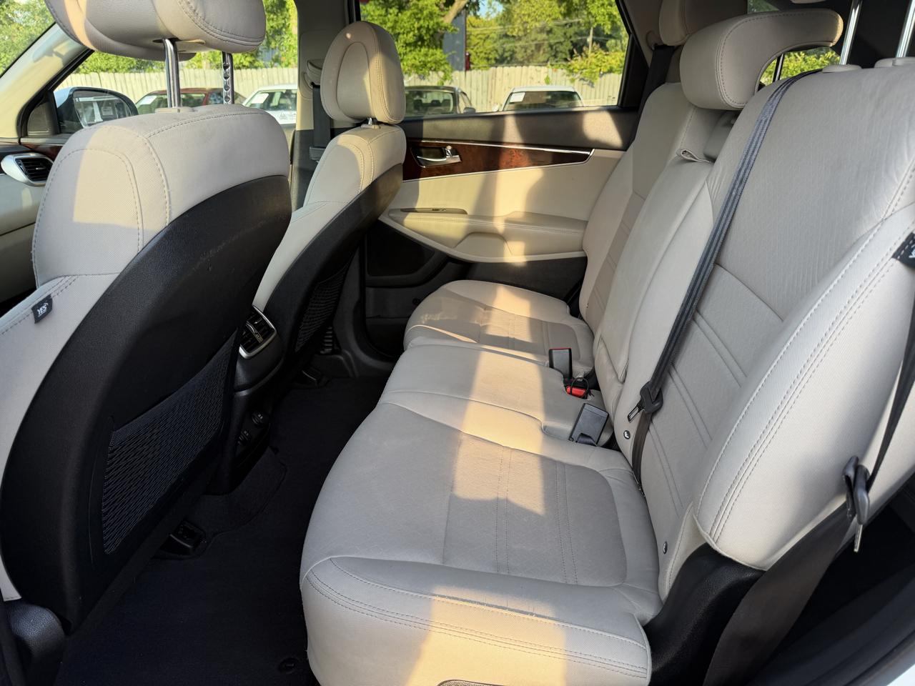 Kia Sorento AWD 4dr 3.3L LX 2016