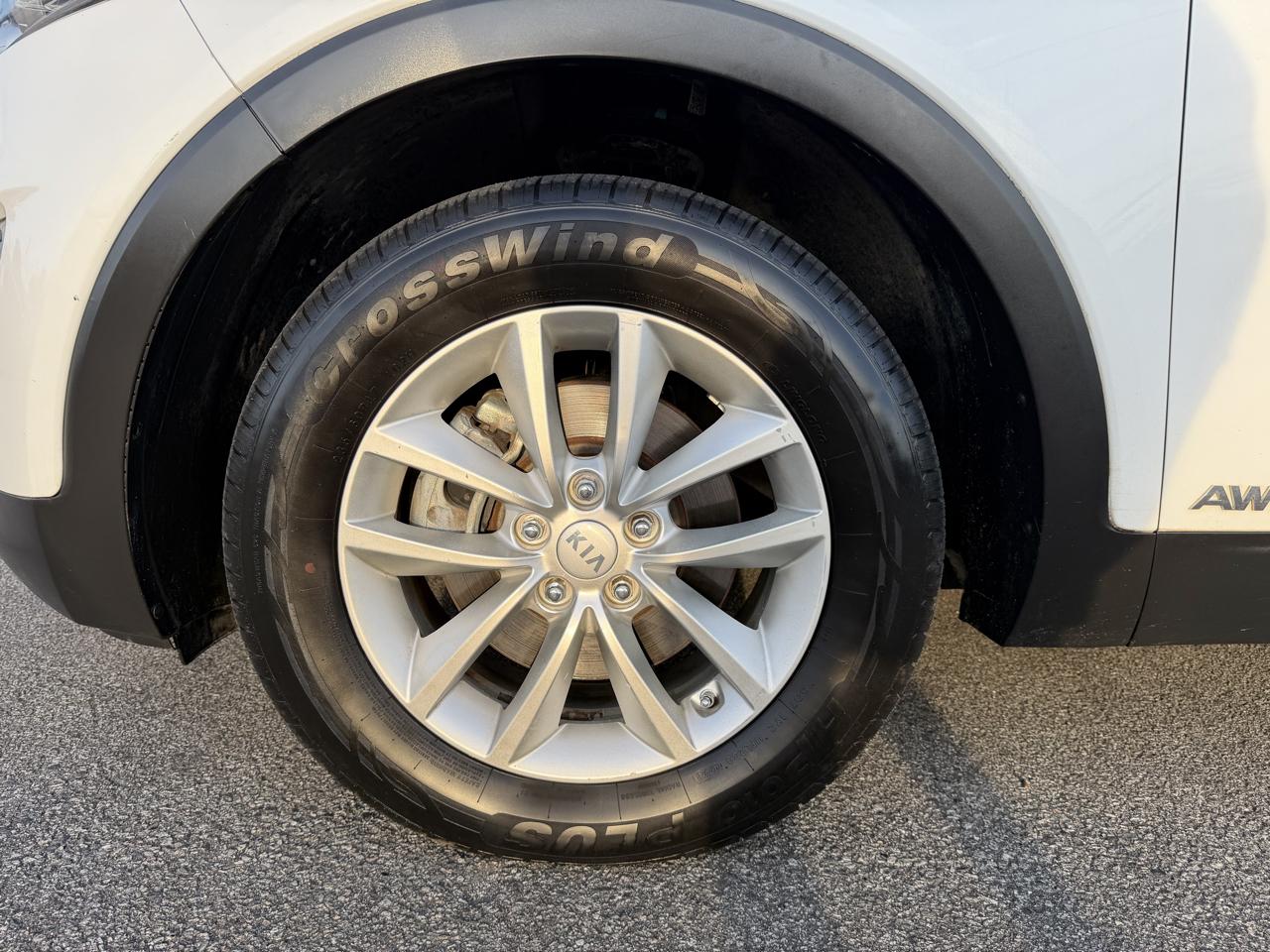 Kia Sorento AWD 4dr 3.3L LX 2016