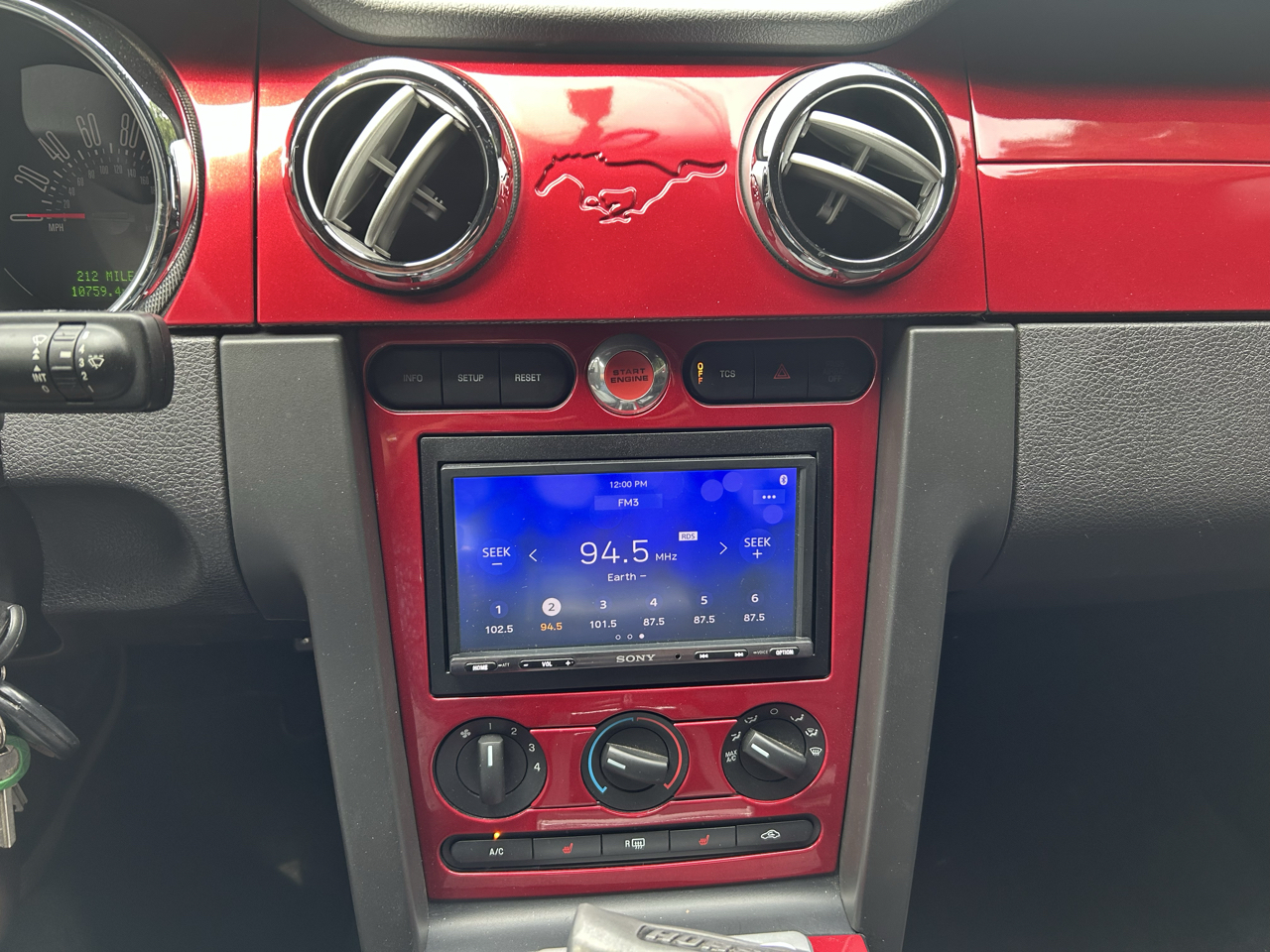Ford Mustang 2dr Cpe GT Deluxe 2007