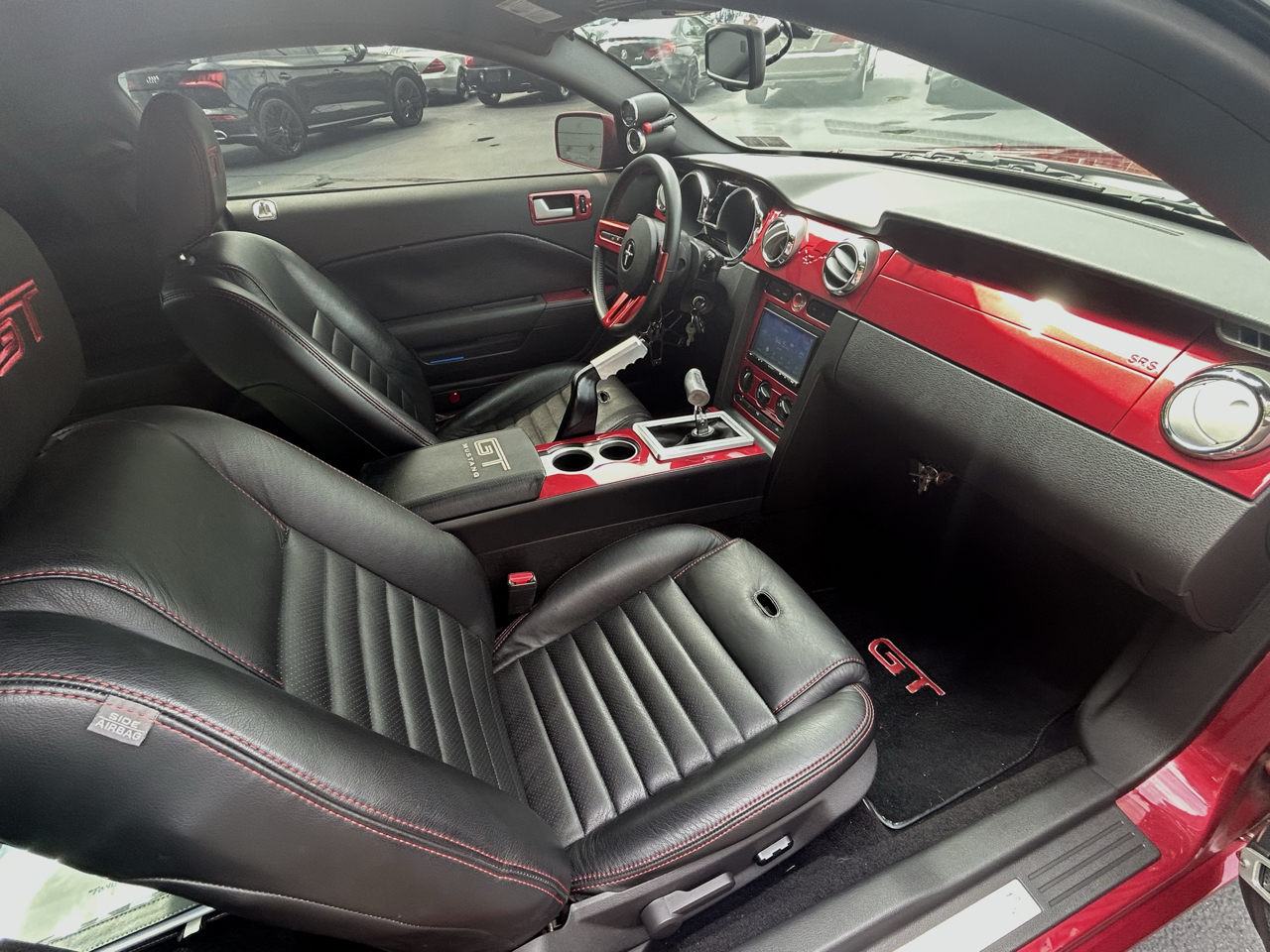 Ford Mustang 2dr Cpe GT Deluxe 2007