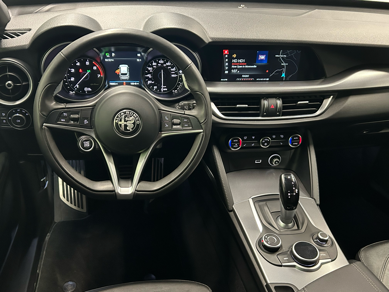 2018 Alfa Romeo Stelvio Ti Sport photo 12