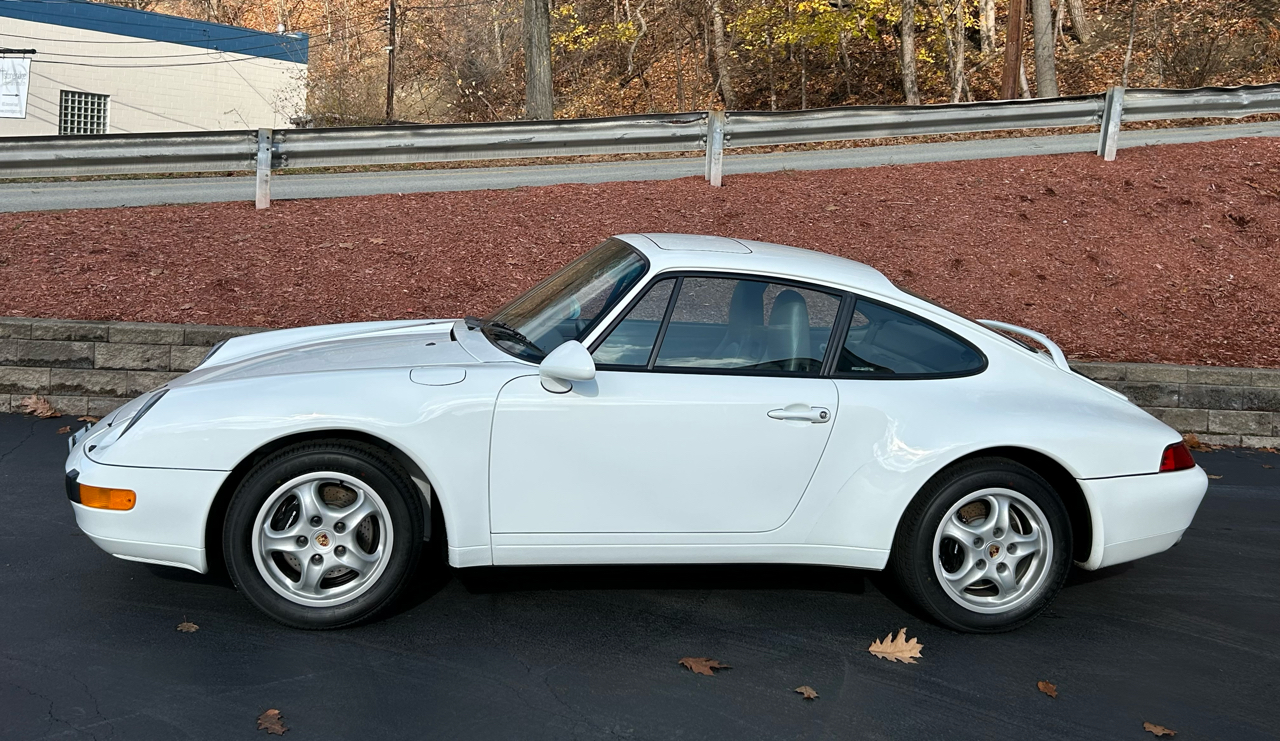 Porsche 911 Carrera 2dr Coupe Carrera Tiptronic 1995