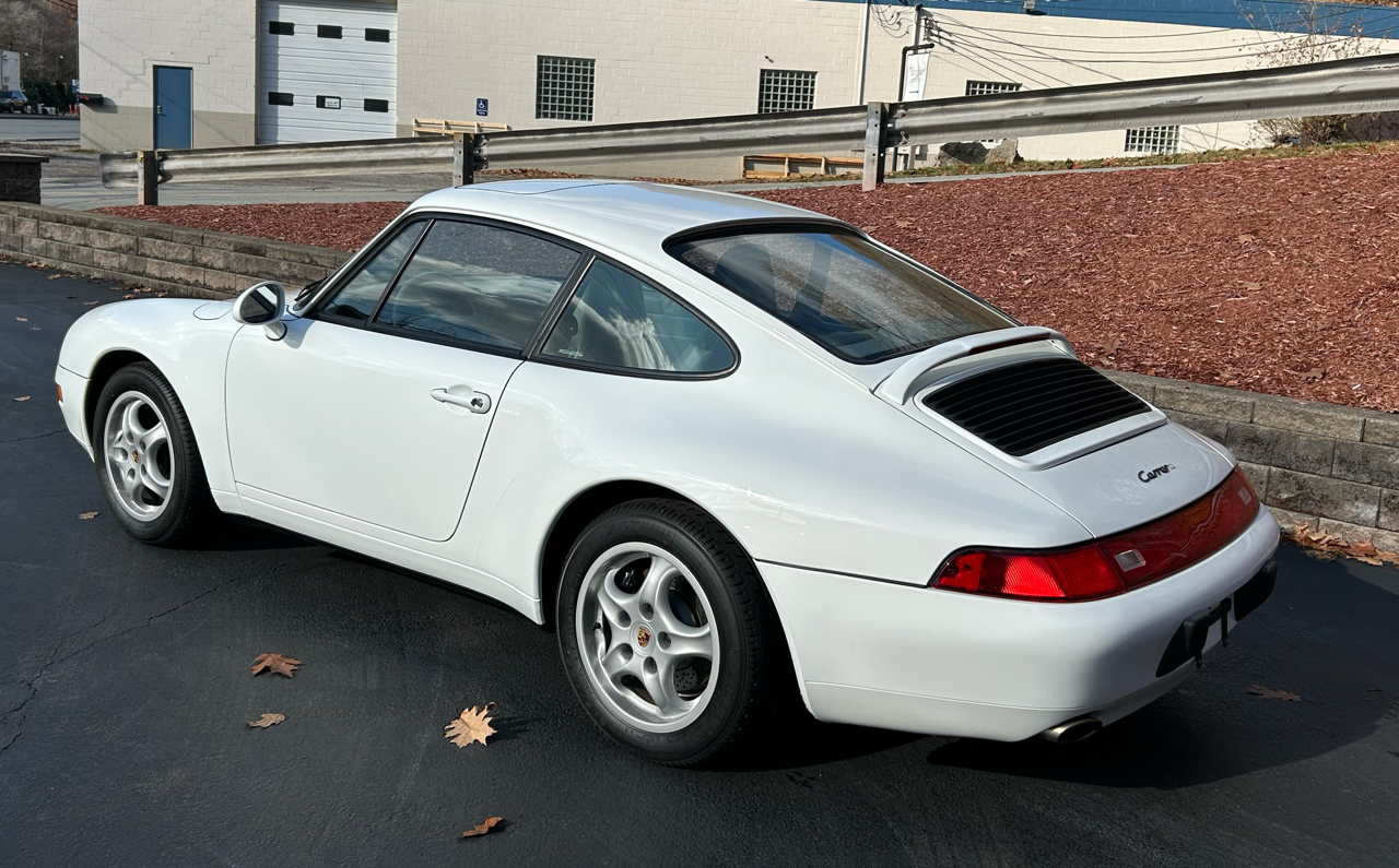 Porsche 911 Carrera 2dr Coupe Carrera Tiptronic 1995