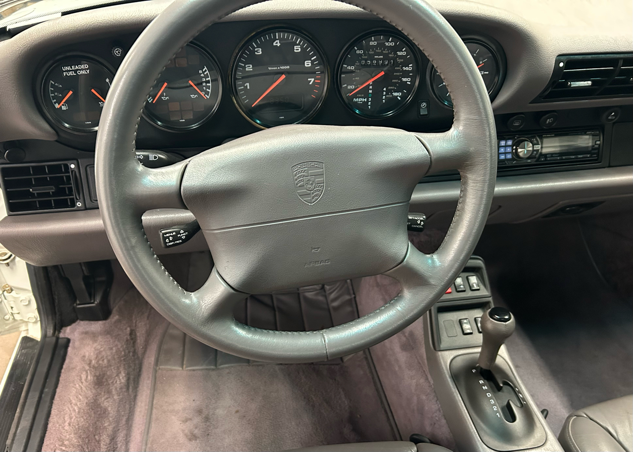 Porsche 911 Carrera 2dr Coupe Carrera Tiptronic 1995