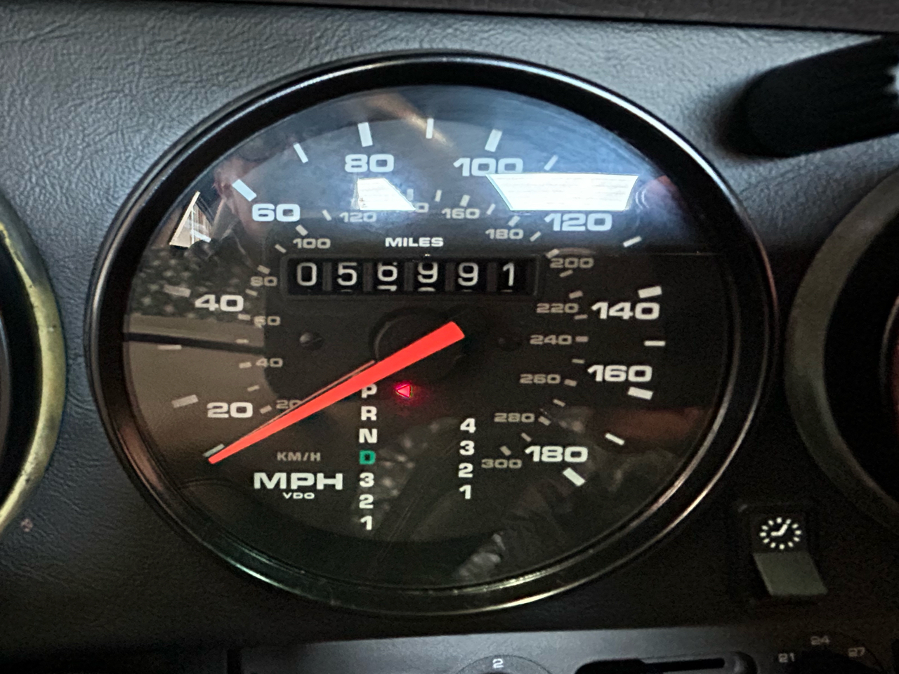 Porsche 911 Carrera 2dr Coupe Carrera Tiptronic 1995