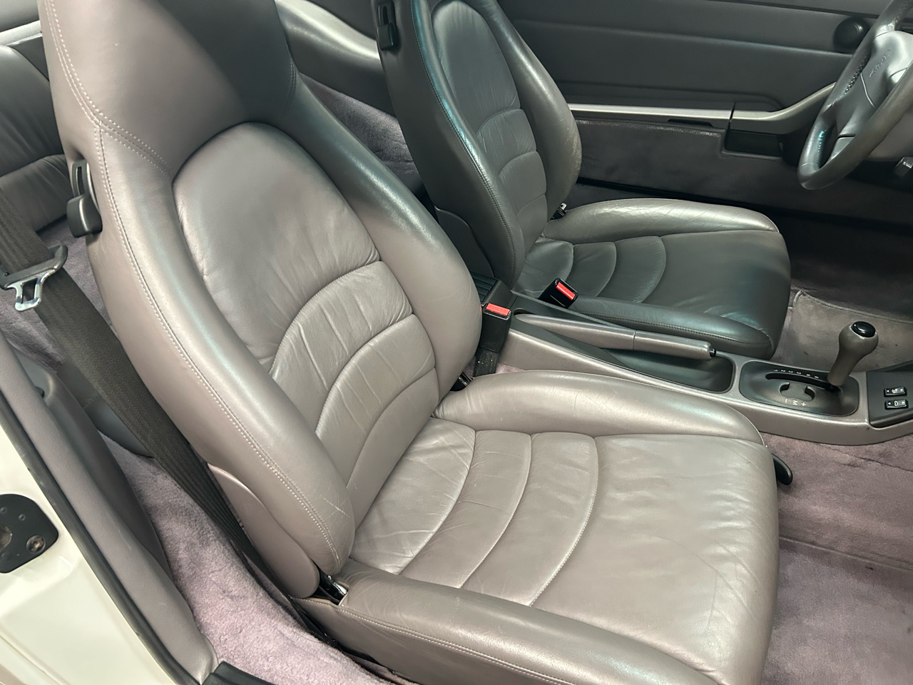 Porsche 911 Carrera 2dr Coupe Carrera Tiptronic 1995