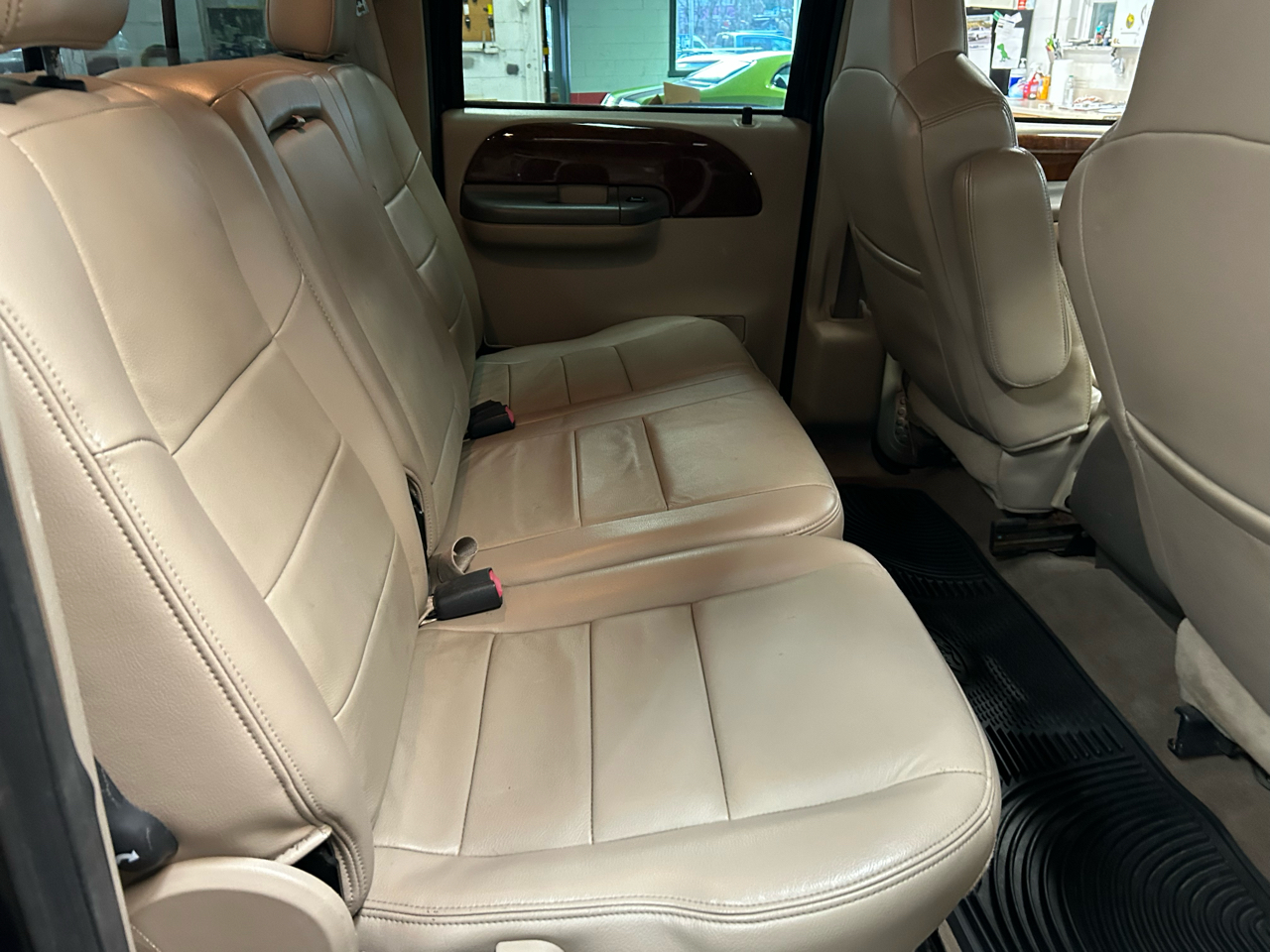 Ford Super Duty F-350 SRW Crew Cab 156" Lariat 4WD 2004