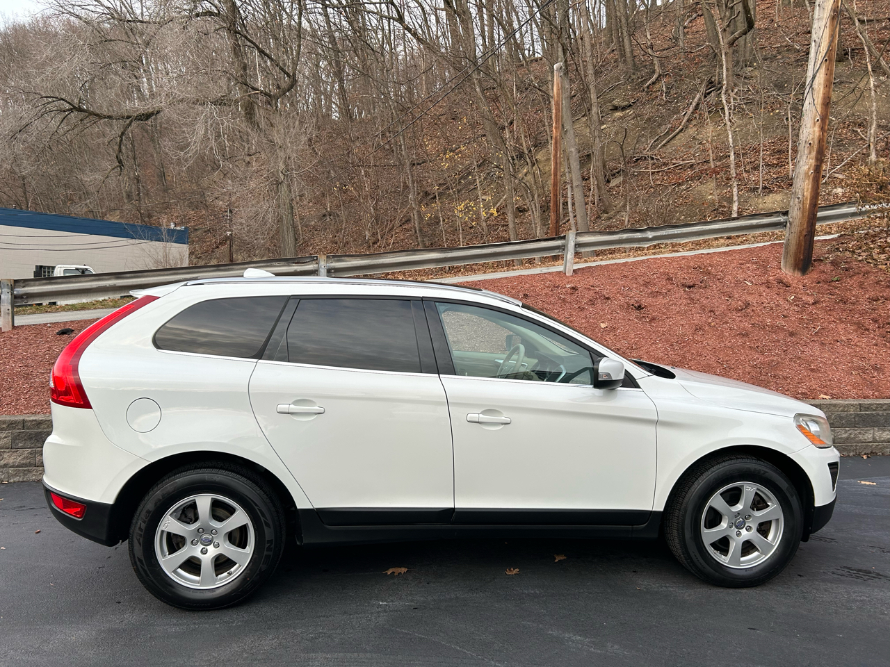 2011 Volvo XC60 photo 4