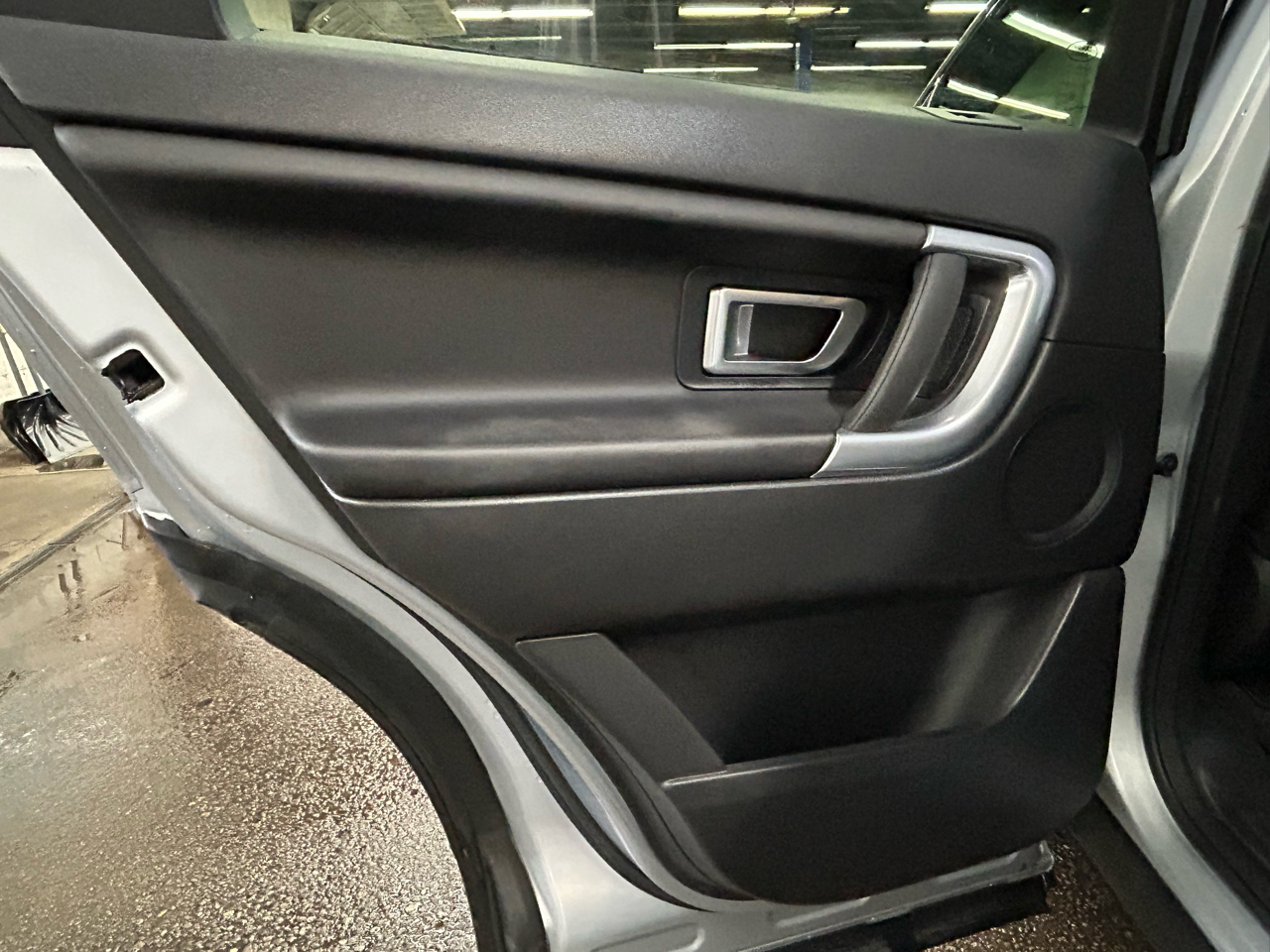 Land Rover Discovery Sport AWD 4dr SE 2016