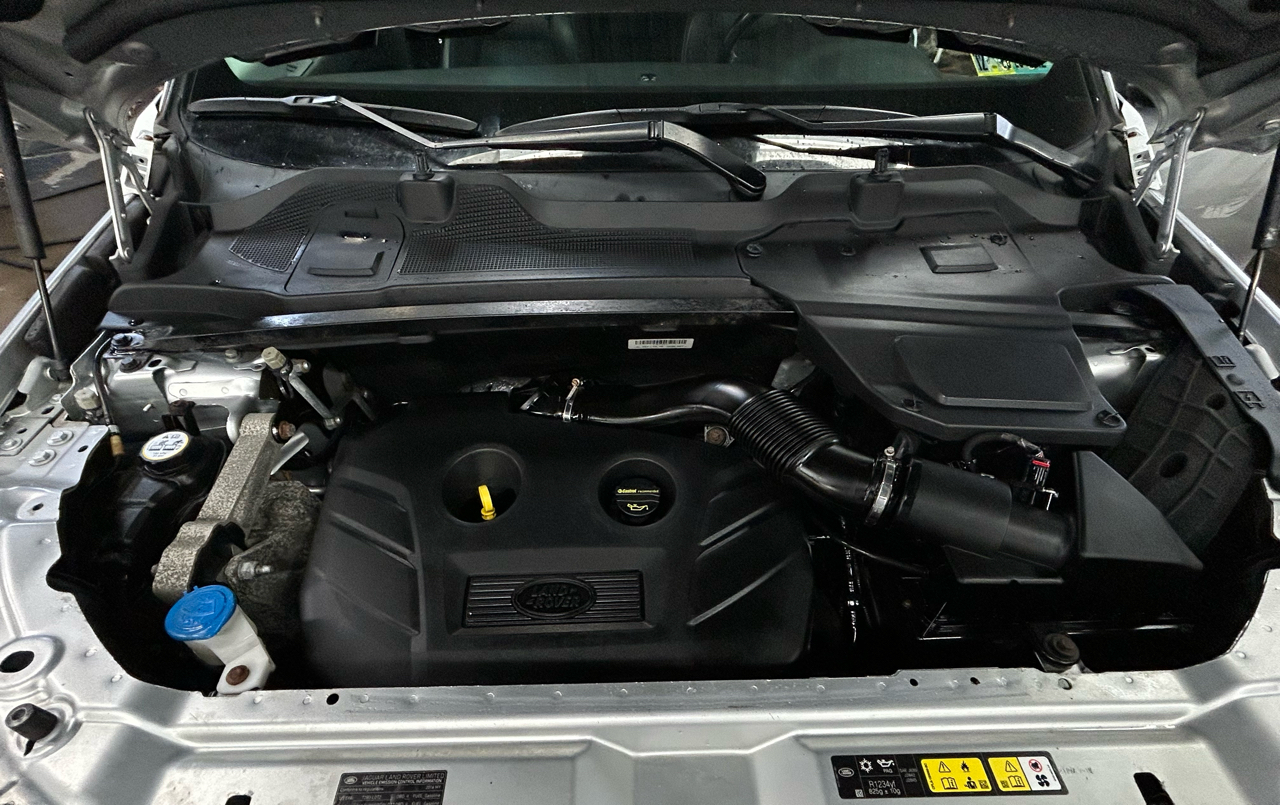 Land Rover Discovery Sport AWD 4dr SE 2016