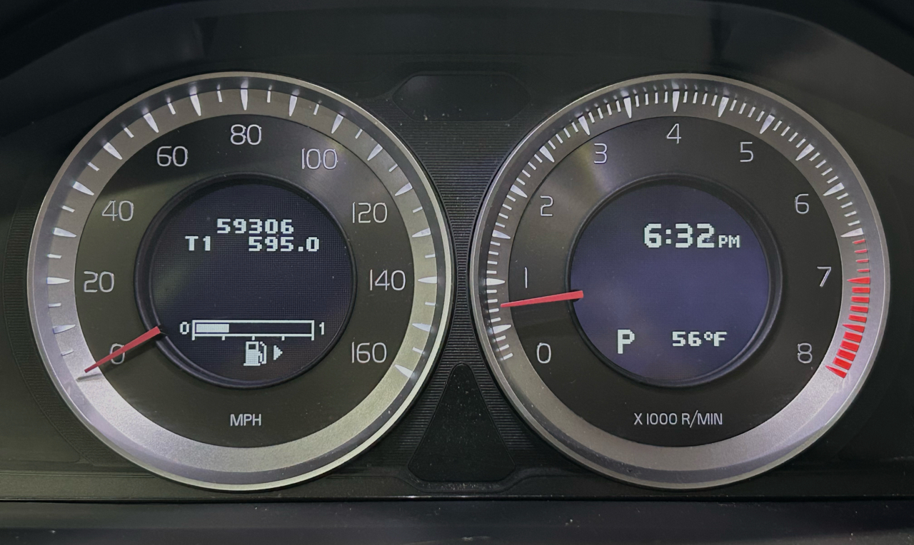 Volvo S60 FWD 4dr Sdn T5 2012