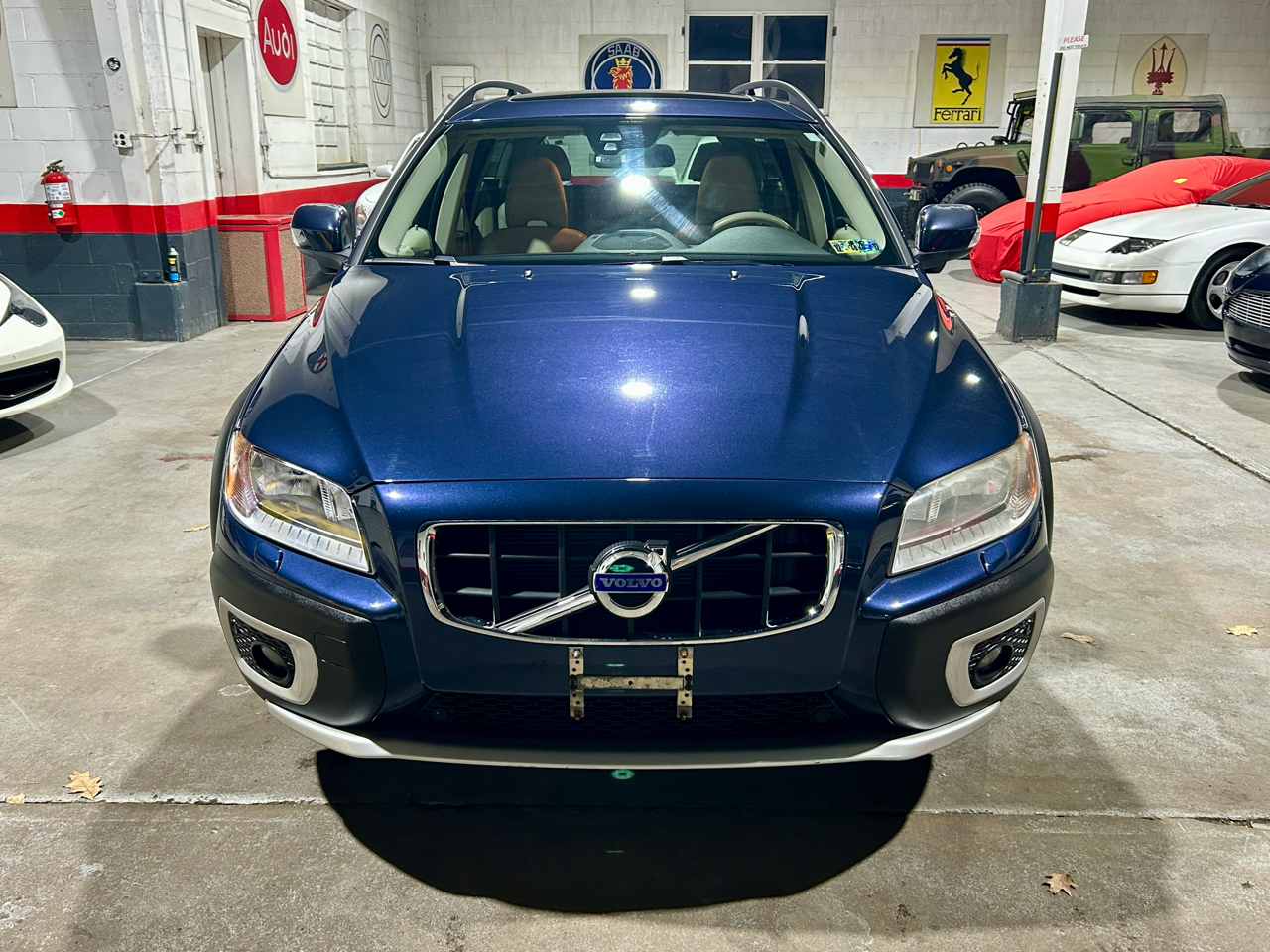 Volvo XC70 4dr Wgn 3.2L PZEV 2012