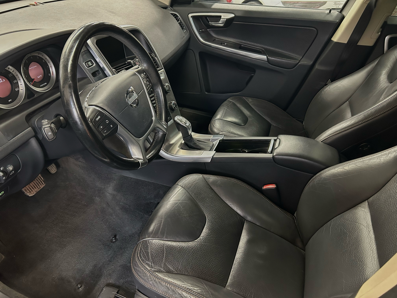 Volvo XC60 AWD 4dr T6 2013