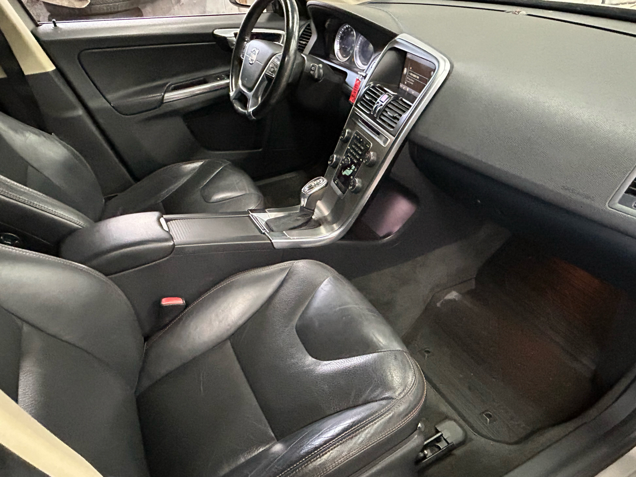 Volvo XC60 AWD 4dr T6 2013