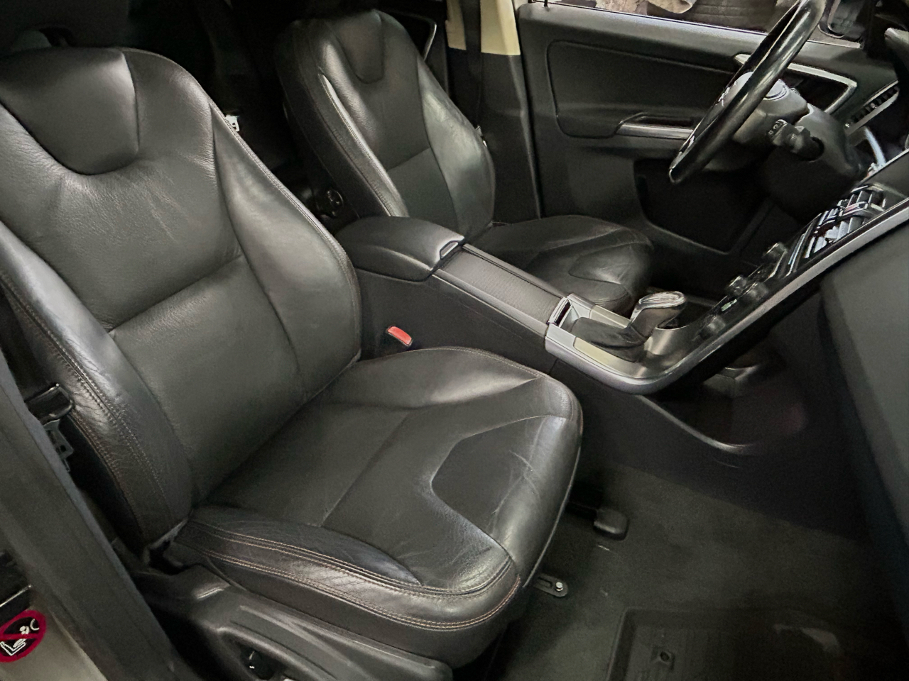 Volvo XC60 AWD 4dr T6 2013