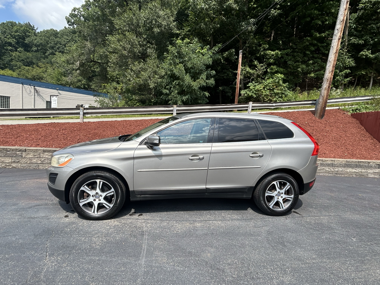 Volvo XC60 AWD 4dr T6 2013