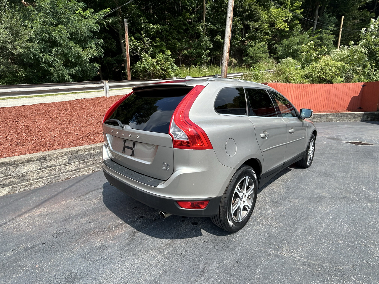 Volvo XC60 AWD 4dr T6 2013
