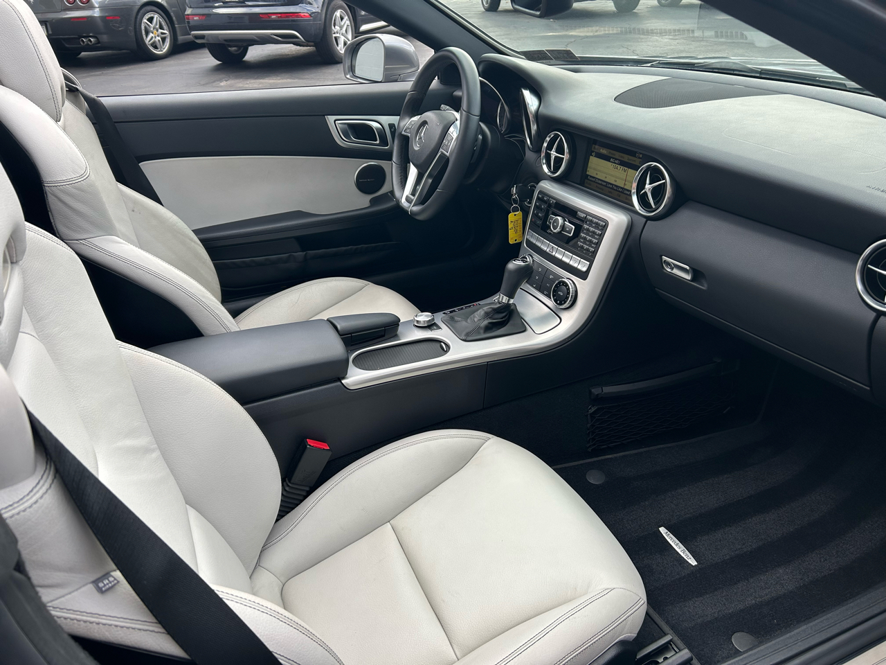 Mercedes-Benz SLK-Class 2dr Roadster SLK 350 2012