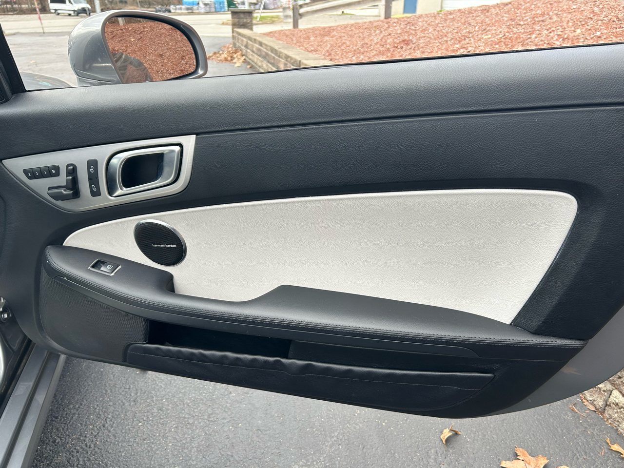 Mercedes-Benz SLK-Class 2dr Roadster SLK 350 2012