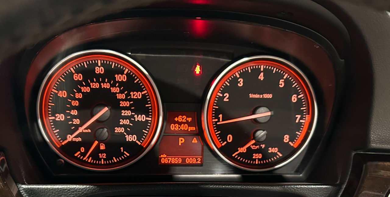 BMW 3 Series 2dr Conv 328i SULEV 2011