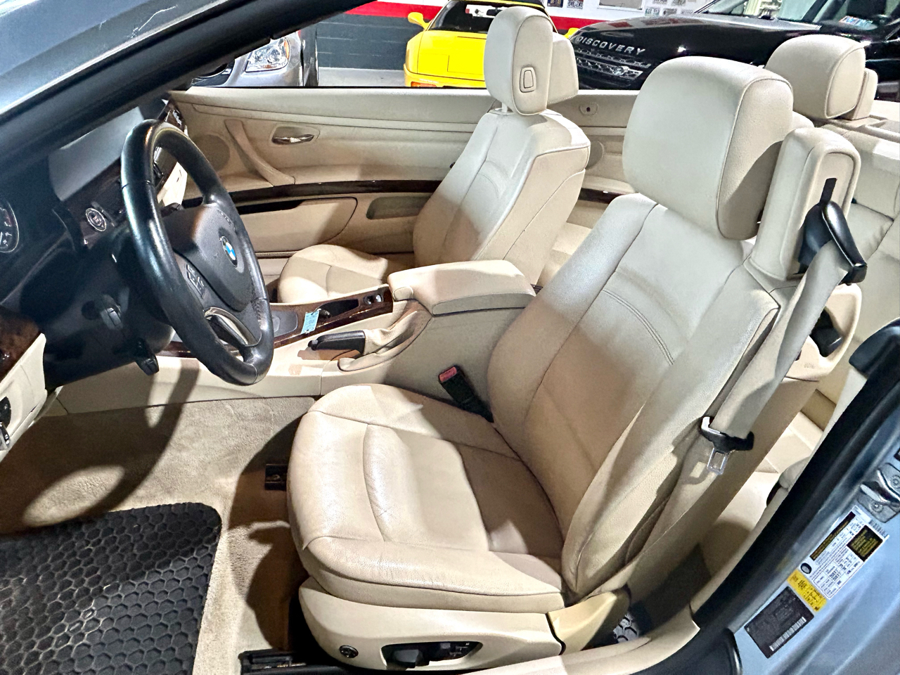 BMW 3 Series 2dr Conv 328i SULEV 2011