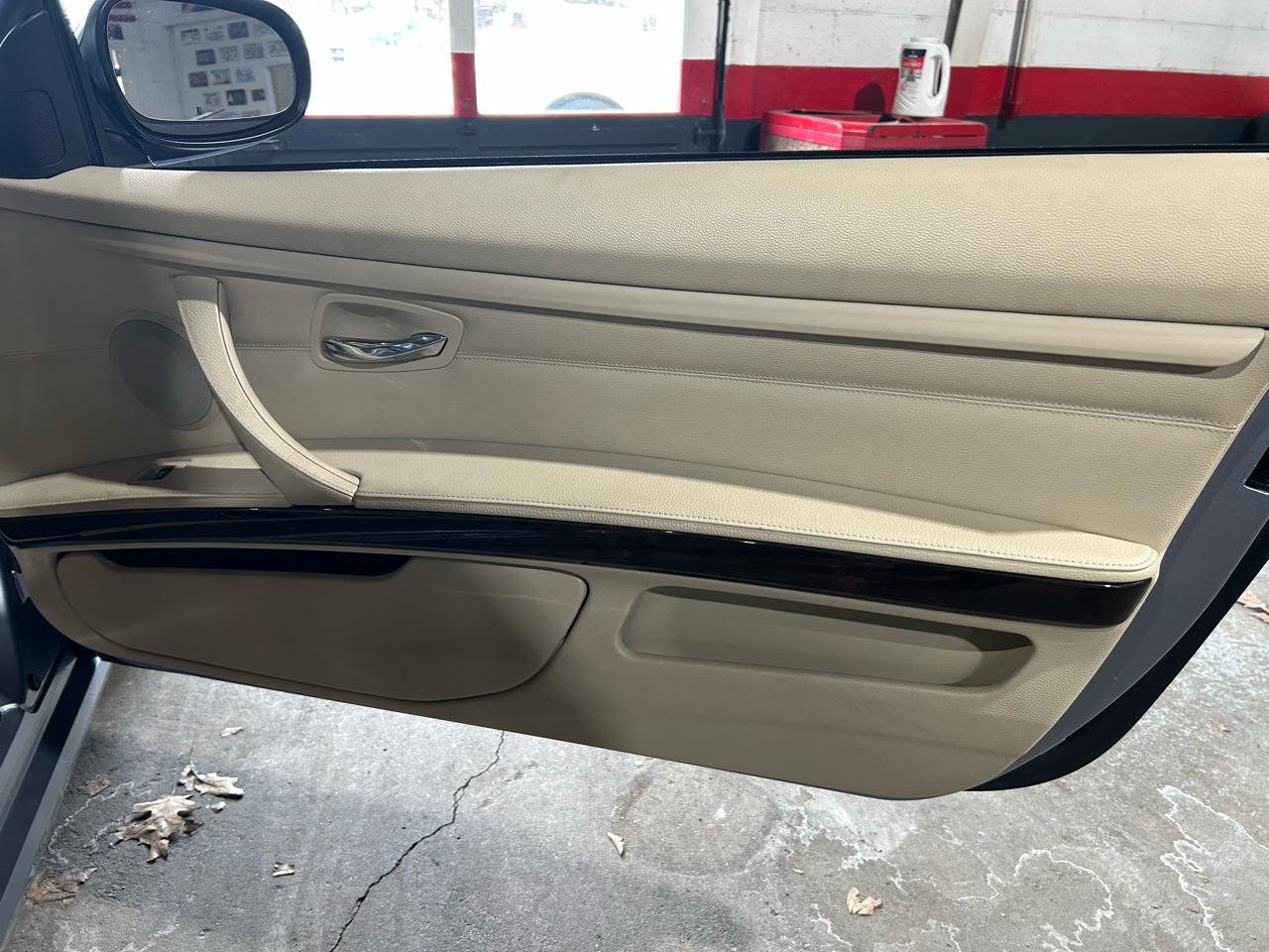 BMW 3 Series 2dr Conv 328i SULEV 2011