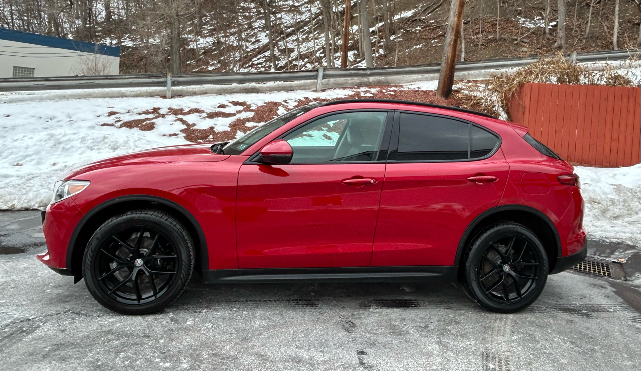 Alfa Romeo Stelvio Sport AWD 2018