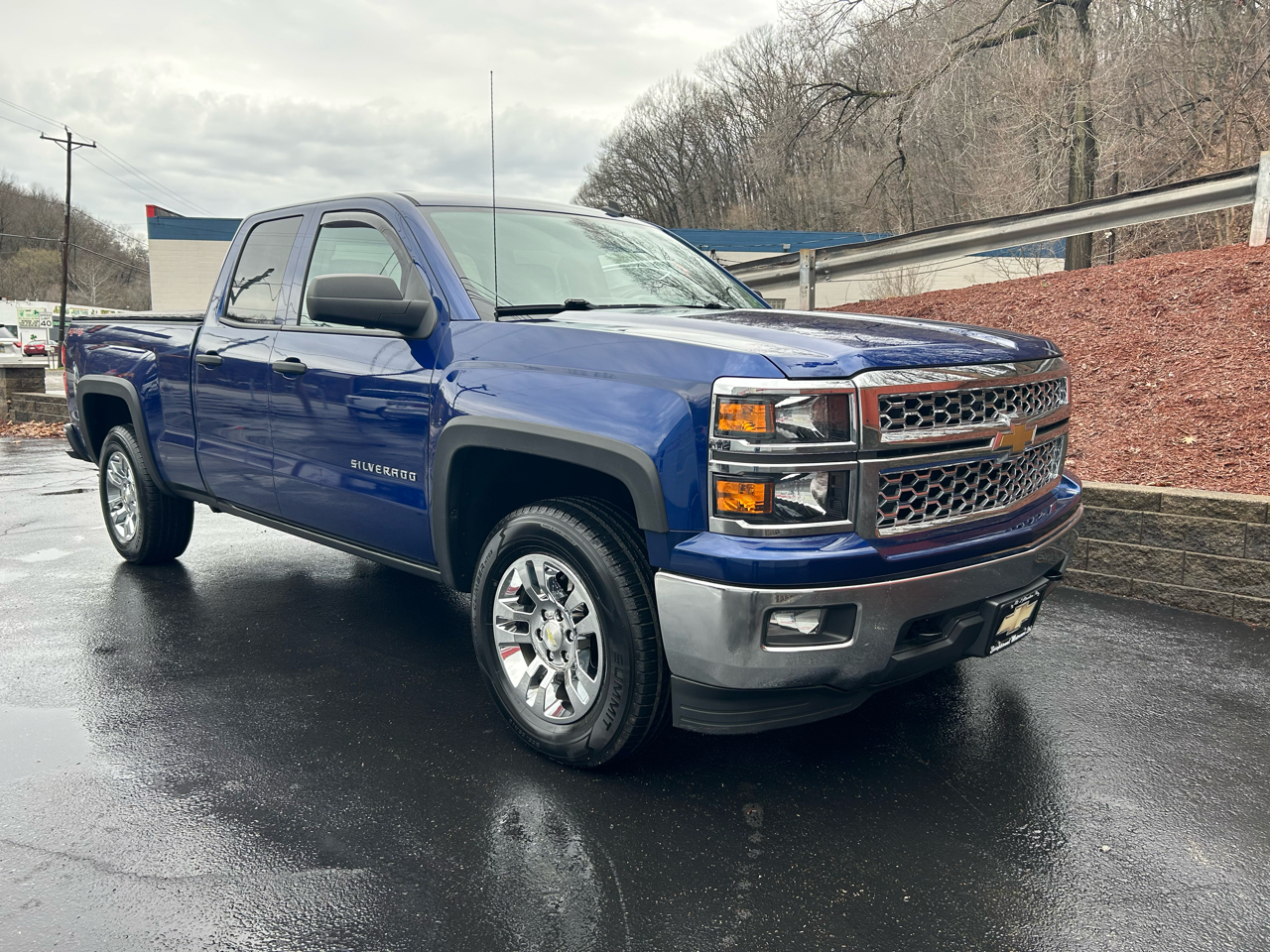 Chevrolet Silverado 1500 4WD Double Cab 143.5" LT w/1LT 2014