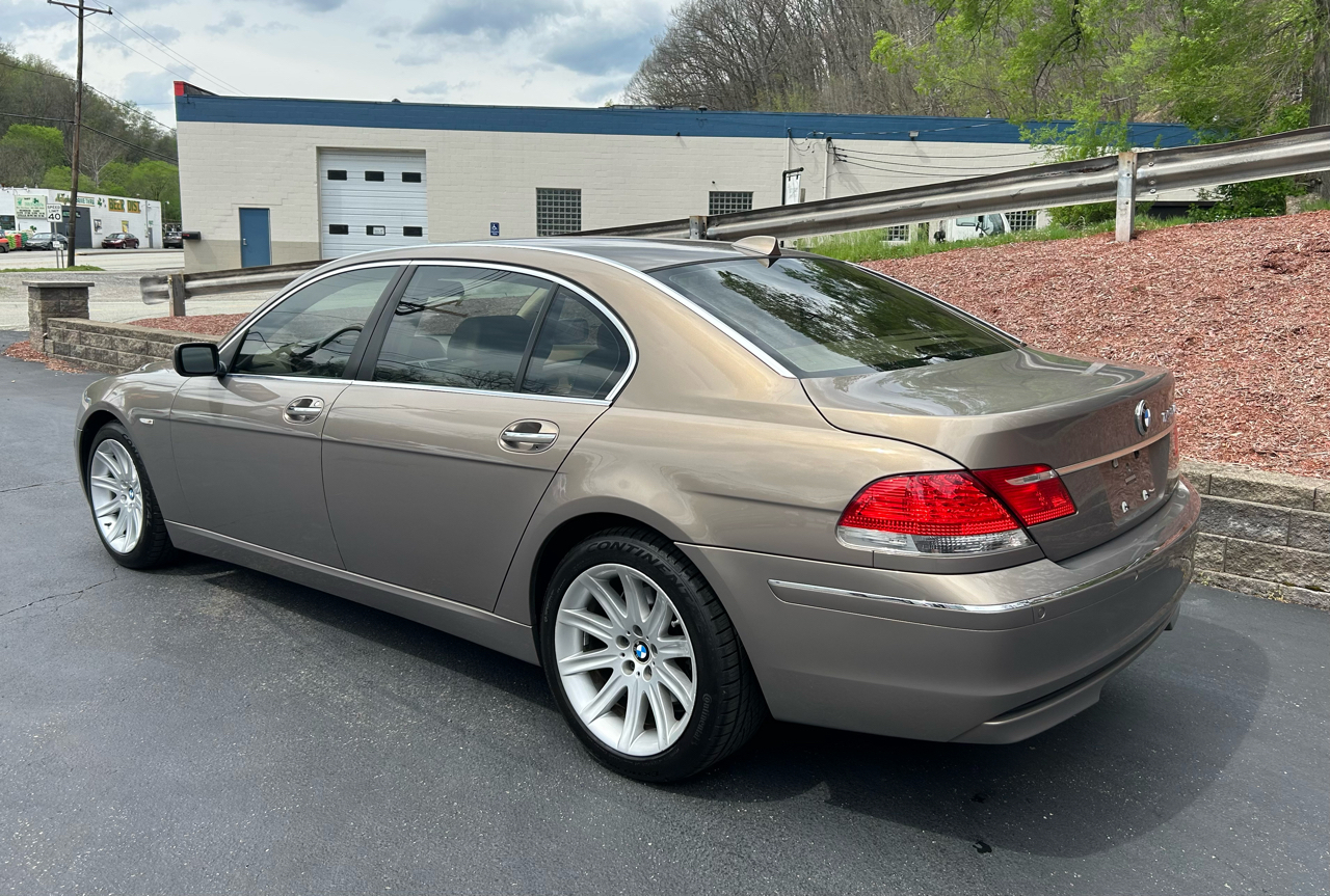 BMW 7 Series 750Li 4dr Sdn 2006