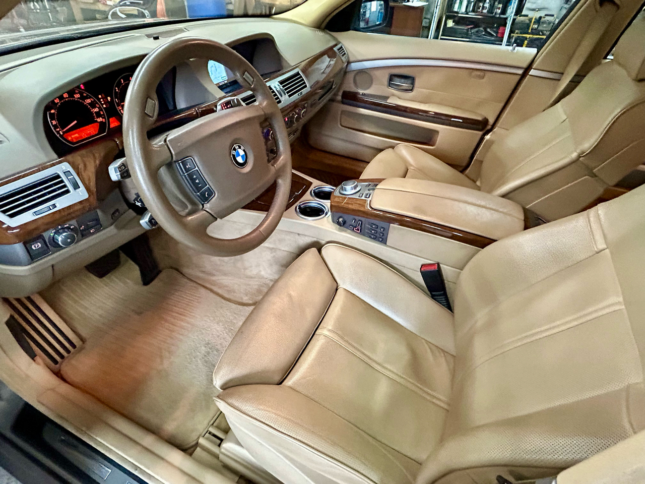 BMW 7 Series 750Li 4dr Sdn 2006