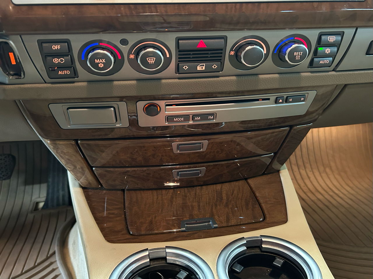 BMW 7 Series 750Li 4dr Sdn 2006