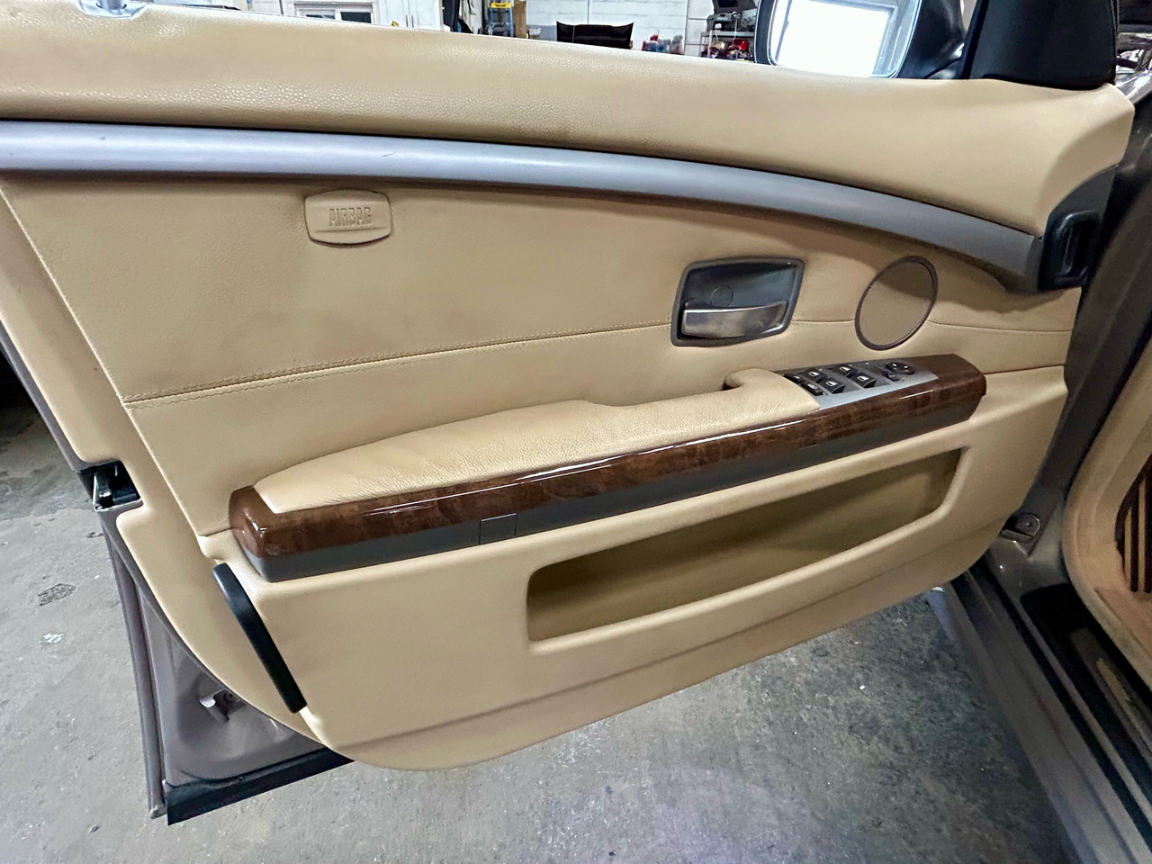 BMW 7 Series 750Li 4dr Sdn 2006