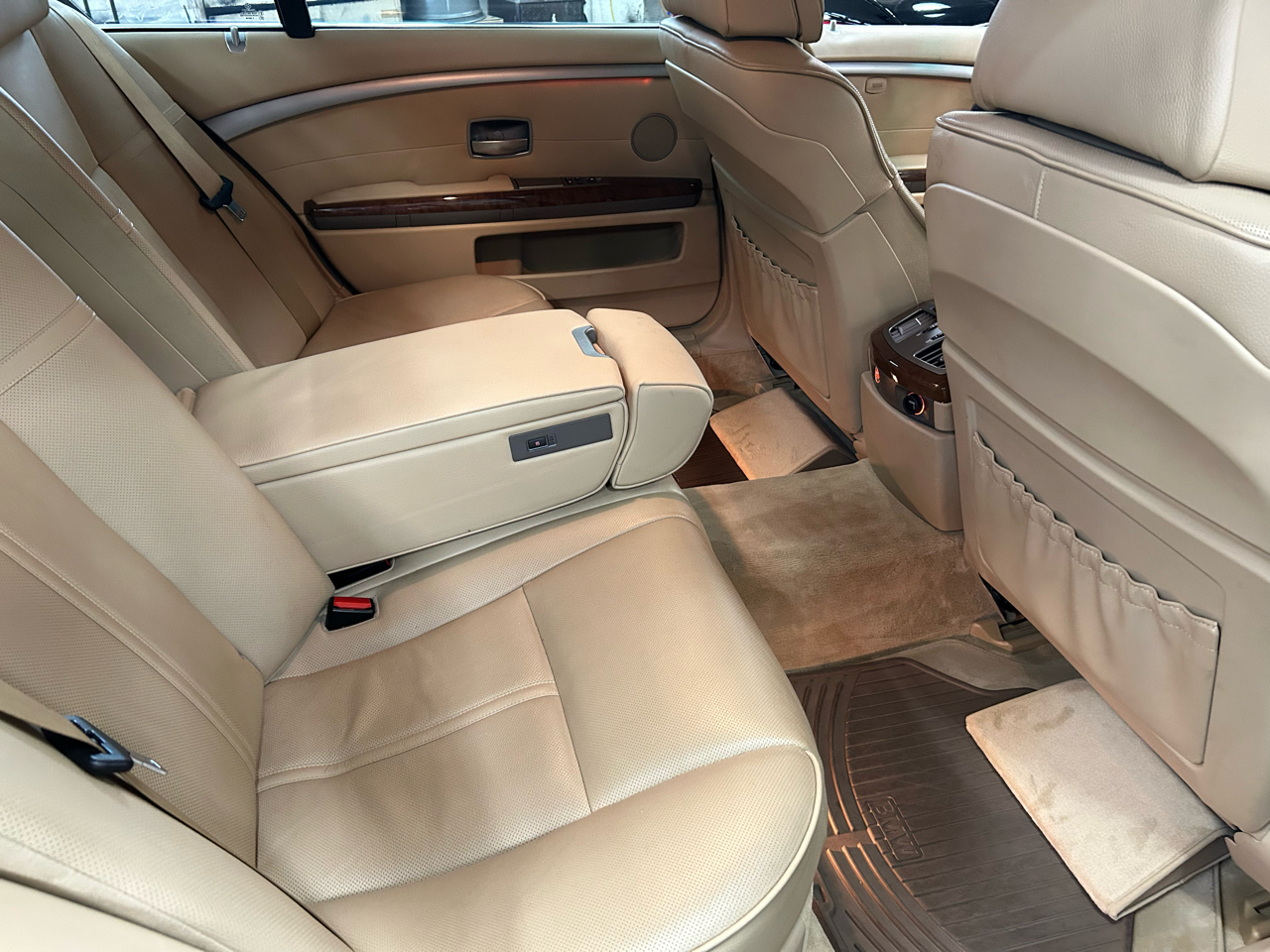 BMW 7 Series 750Li 4dr Sdn 2006