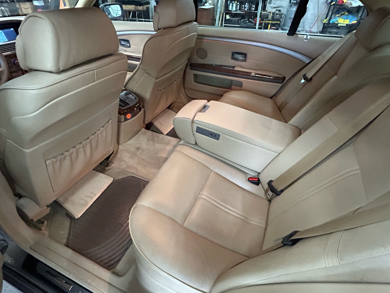 BMW 7 Series 750Li 4dr Sdn 2006