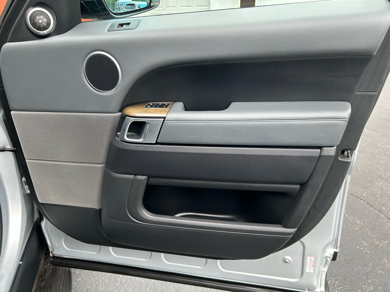 Land Rover Range Rover Sport 4WD 4dr HSE 2014