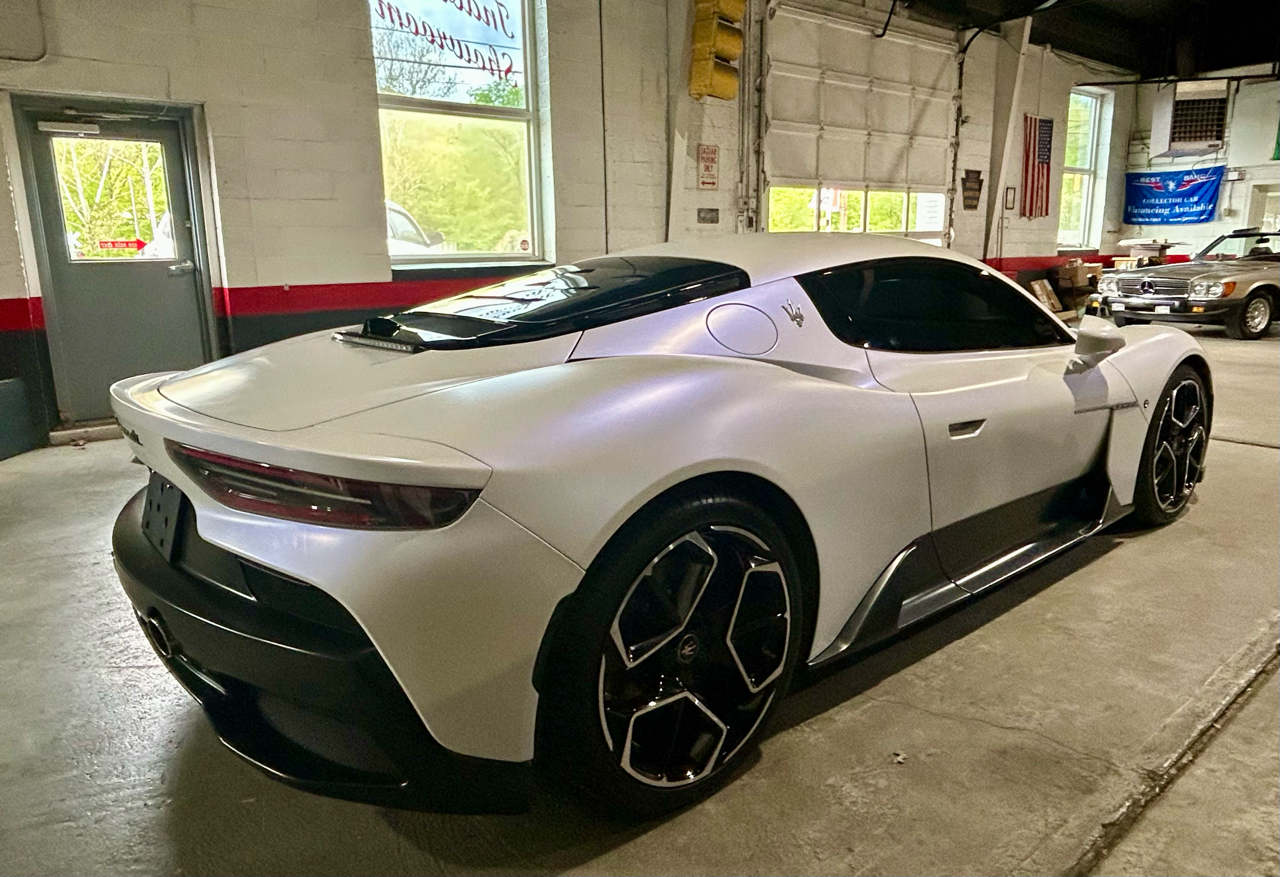 Maserati MC20 Coupe 2022