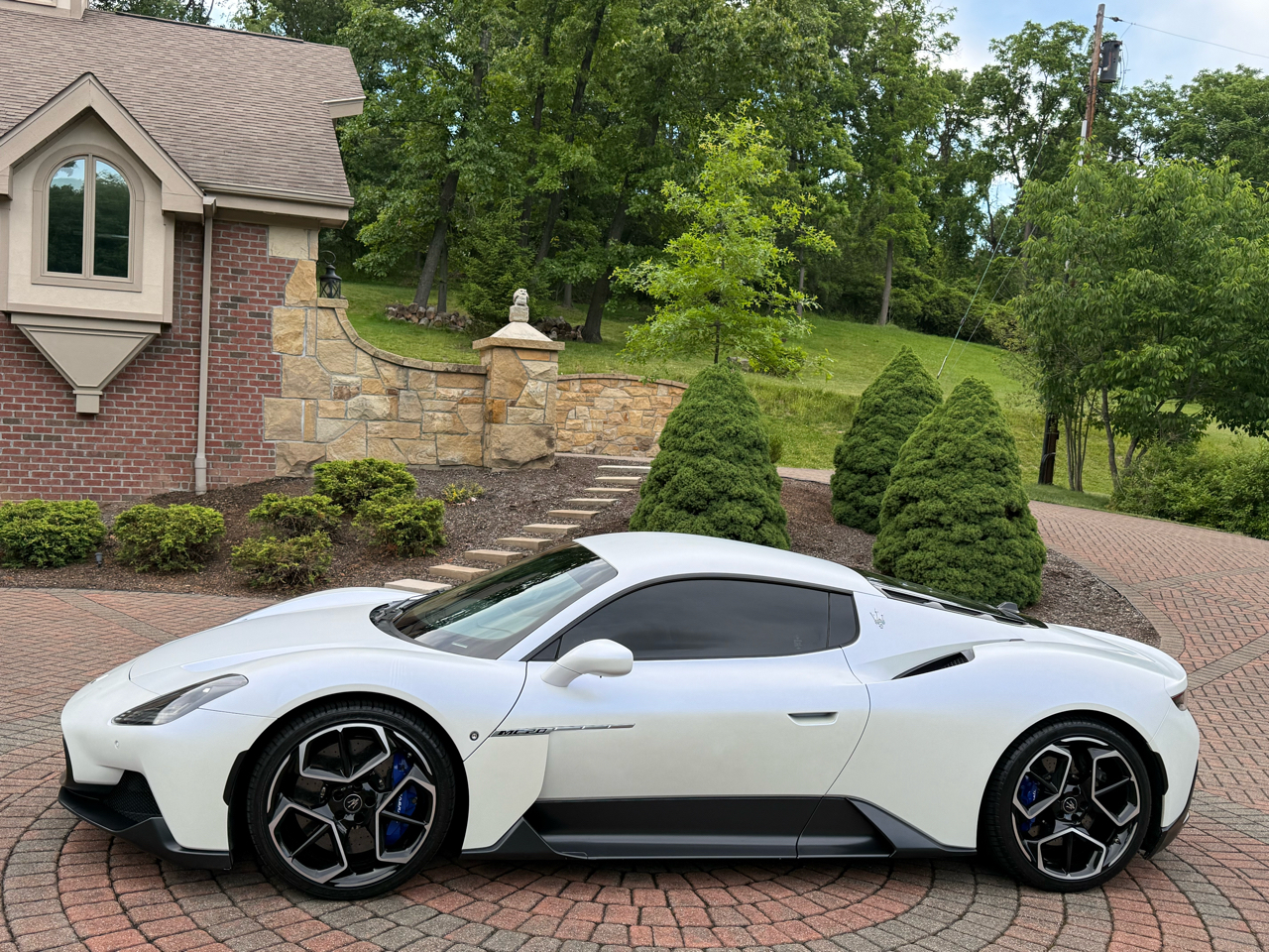 Maserati MC20 Coupe 2022