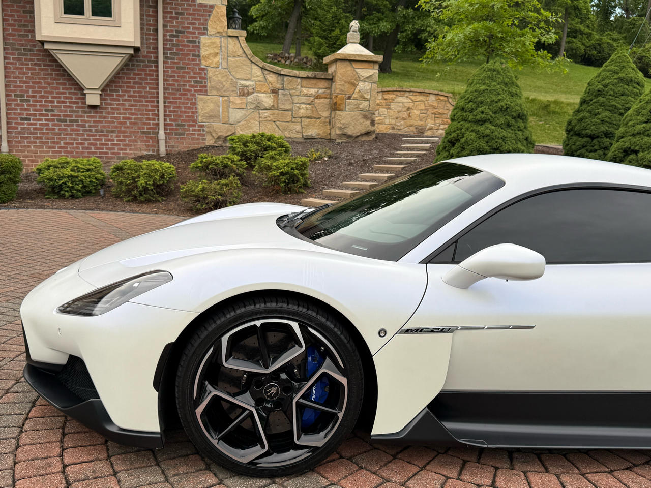 Maserati MC20 Coupe 2022