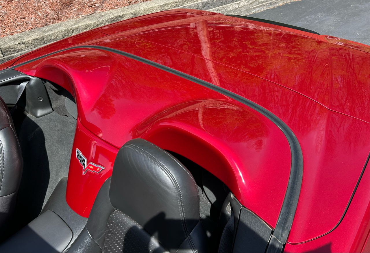 Chevrolet Corvette 2dr Convertible 2005