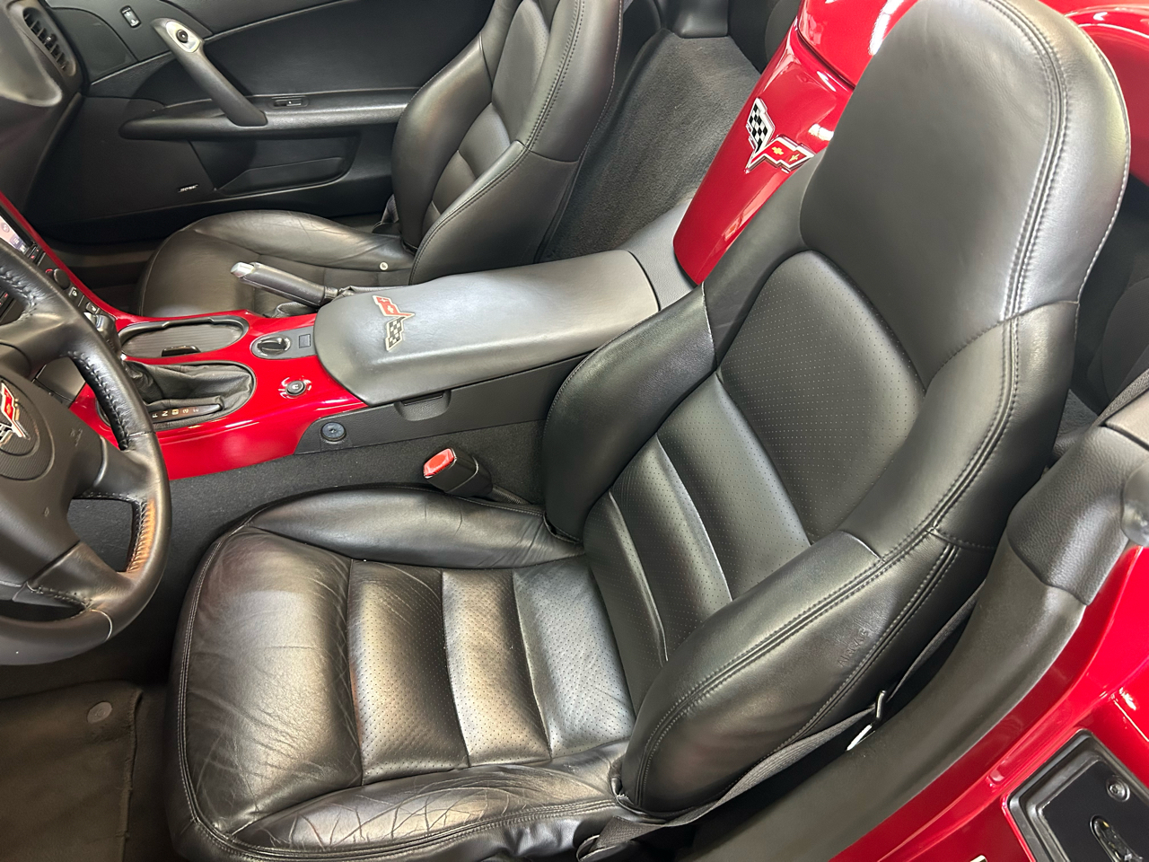 Chevrolet Corvette 2dr Convertible 2005