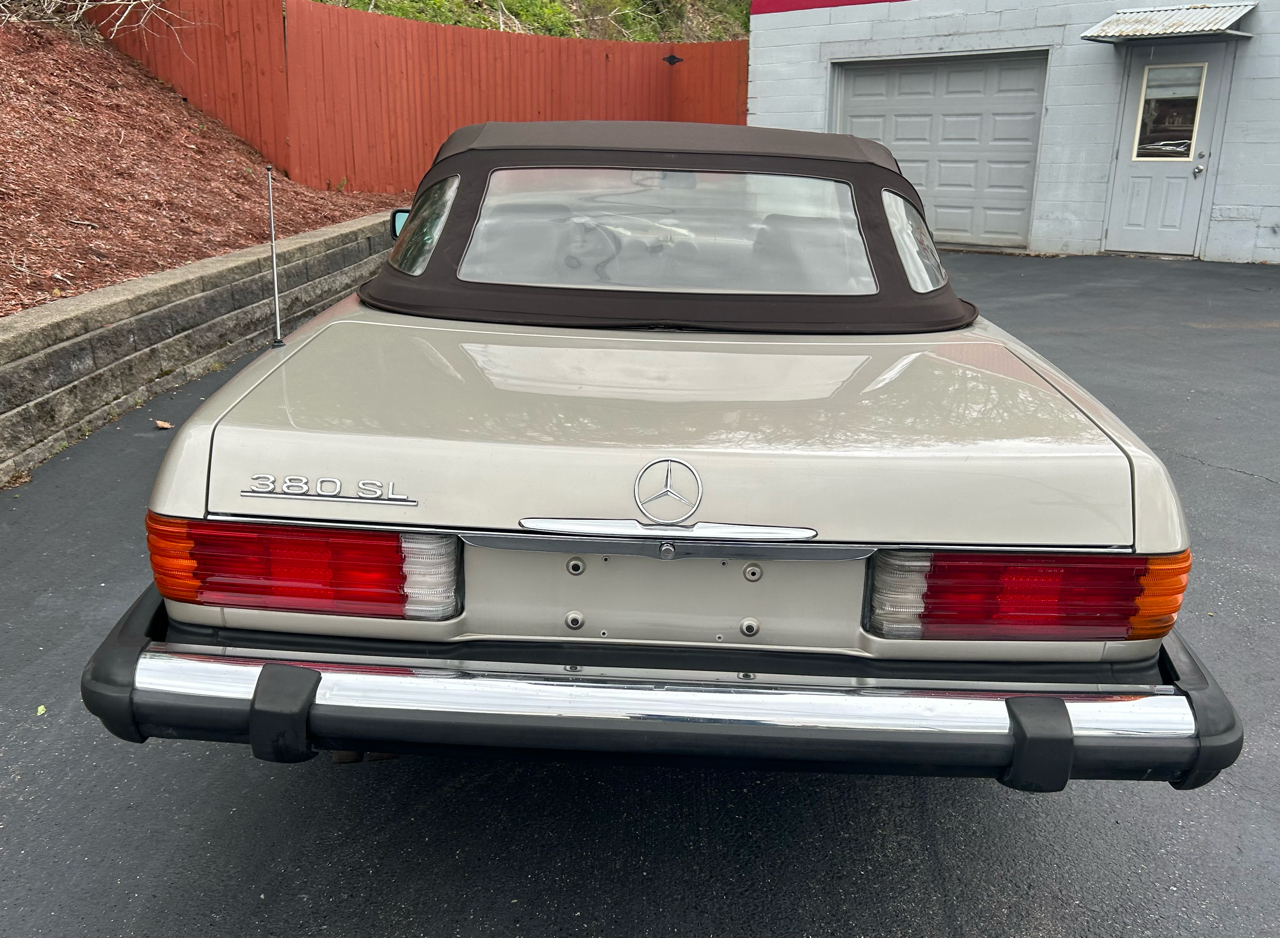 Mercedes-Benz 380 Series 2dr Coupe 380SL 1985