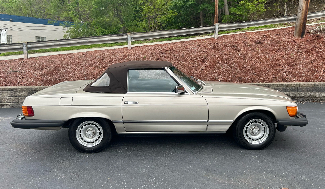 Mercedes-Benz 380 Series 2dr Coupe 380SL 1985