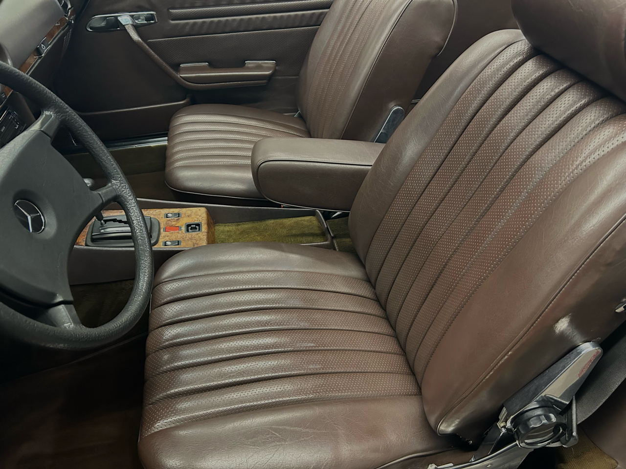 Mercedes-Benz 380 Series 2dr Coupe 380SL 1985