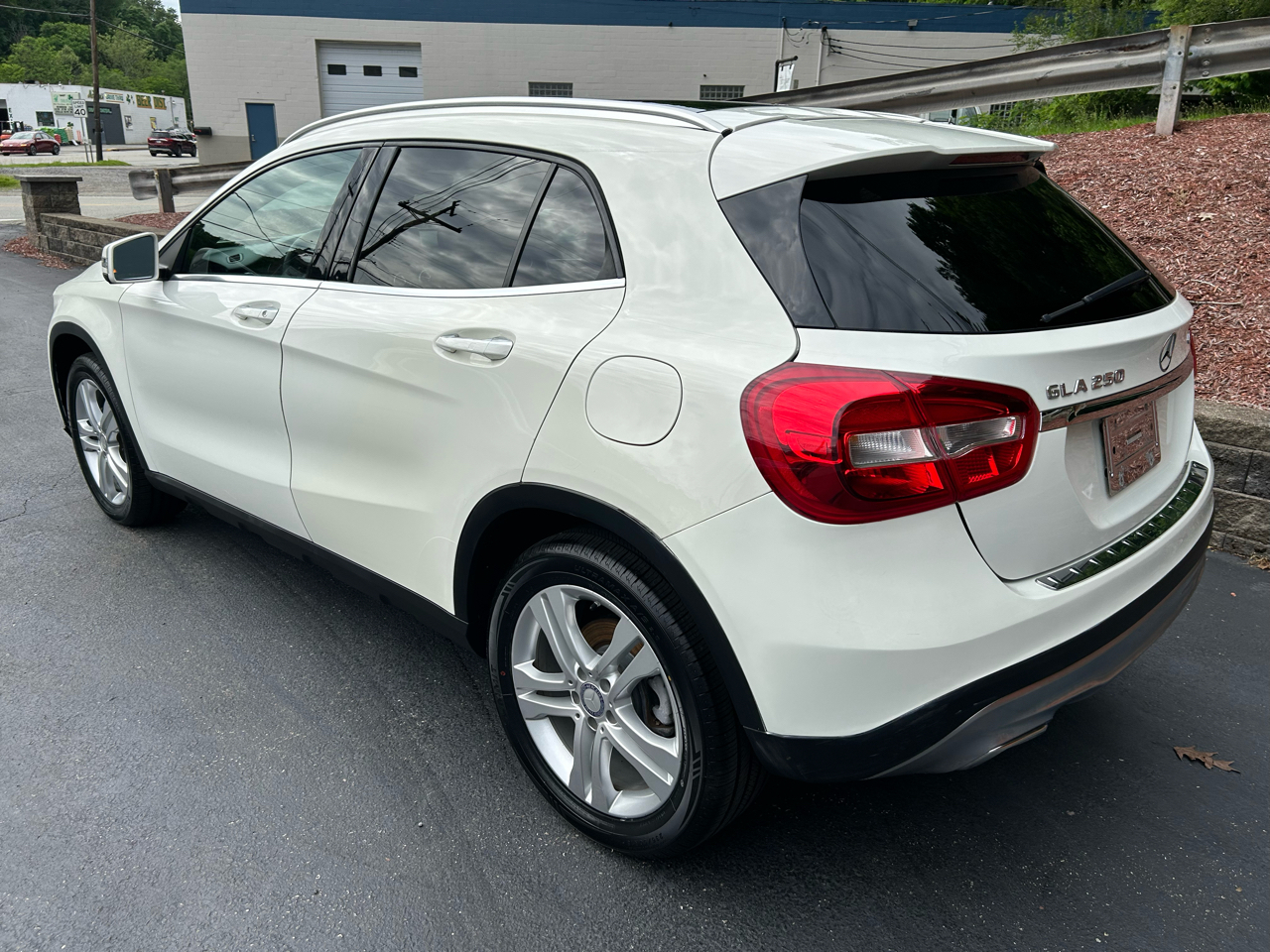Mercedes-Benz GLA GLA 250 4MATIC SUV 2017